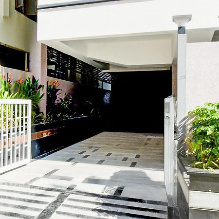 Townhouse Aarav Business Hotel Hajdarabad Zewnętrze zdjęcie
