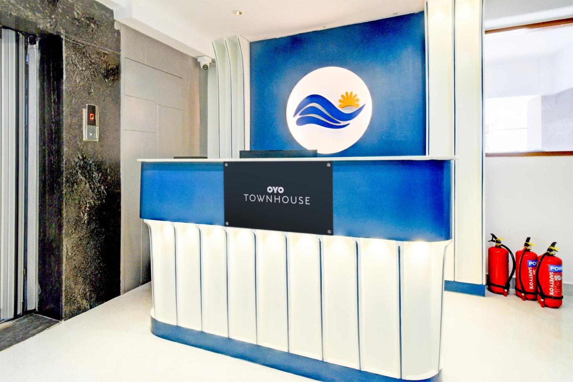 Townhouse Aarav Business Hotel Hajdarabad Zewnętrze zdjęcie