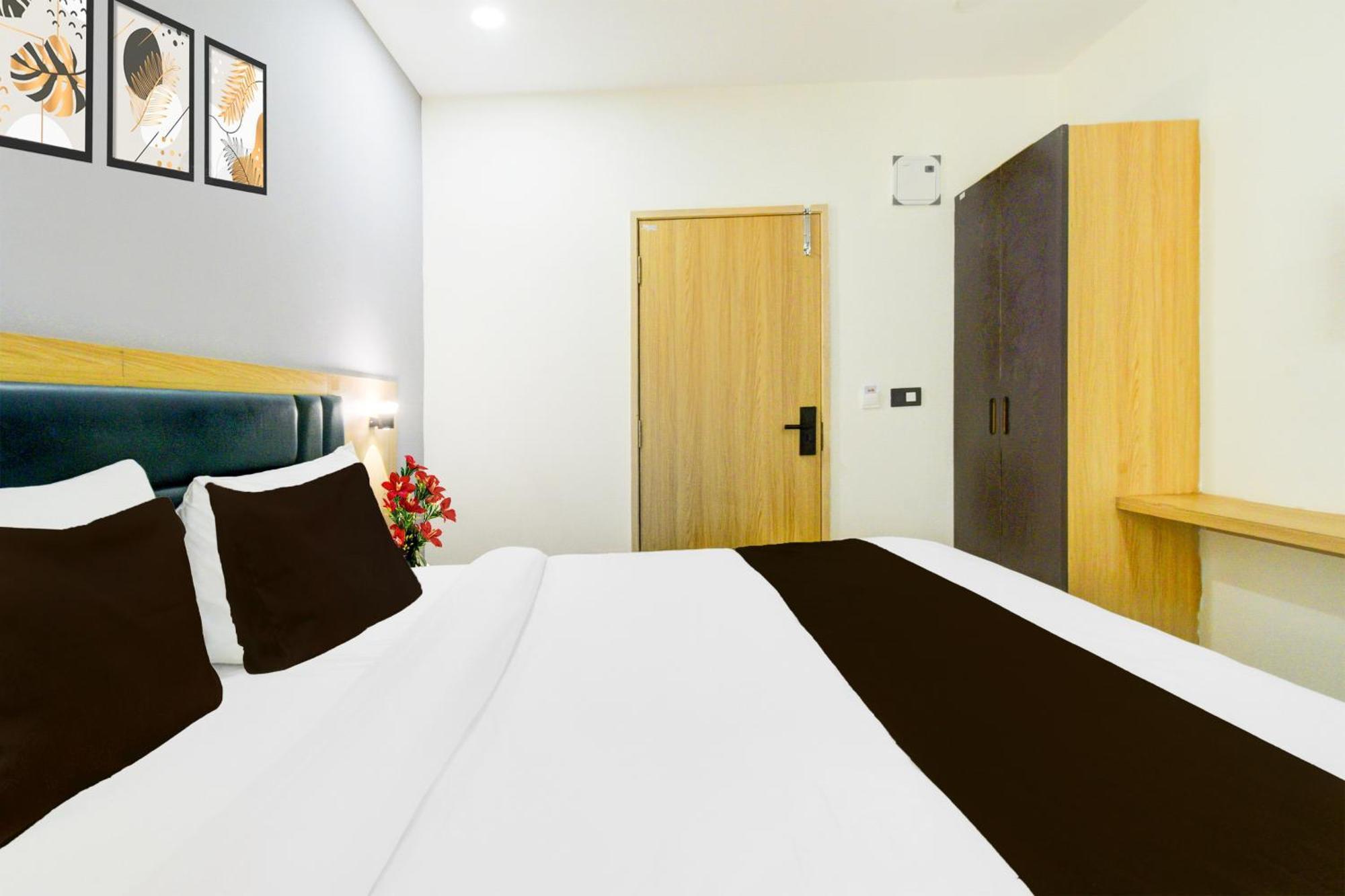 Townhouse Aarav Business Hotel Hajdarabad Zewnętrze zdjęcie