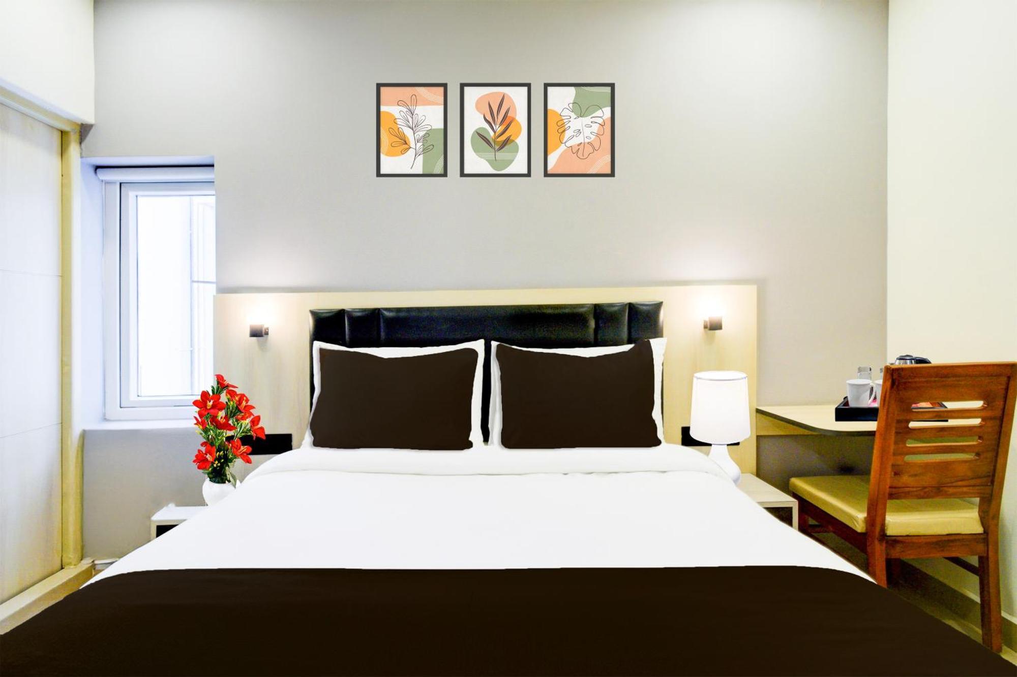 Townhouse Aarav Business Hotel Hajdarabad Zewnętrze zdjęcie
