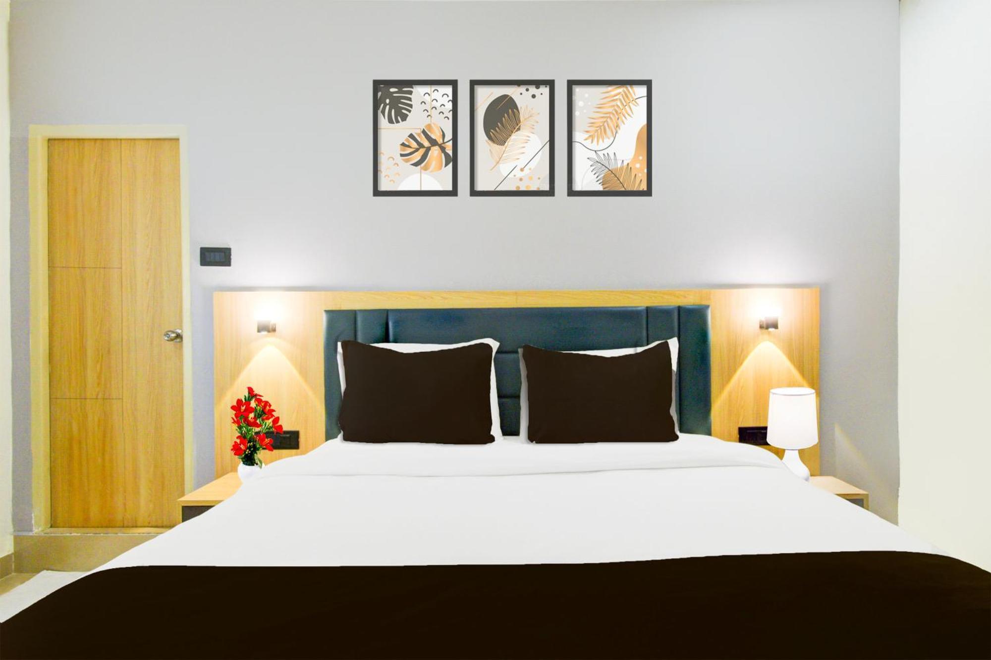 Townhouse Aarav Business Hotel Hajdarabad Zewnętrze zdjęcie